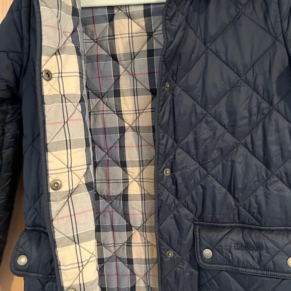 Barbour Black Quilted Puffer Jacket - Picture 8 of 9
